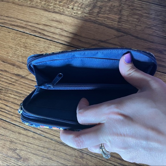 Vera Bradley Chandelier Floral Wristlet Wallet Blue - Picture 8 of 10